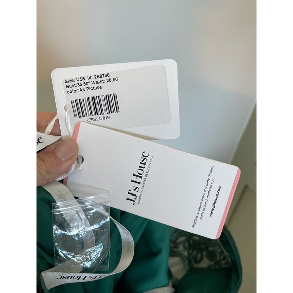 Elegant Green Sequin Midi Dress - Picture 11 of 14